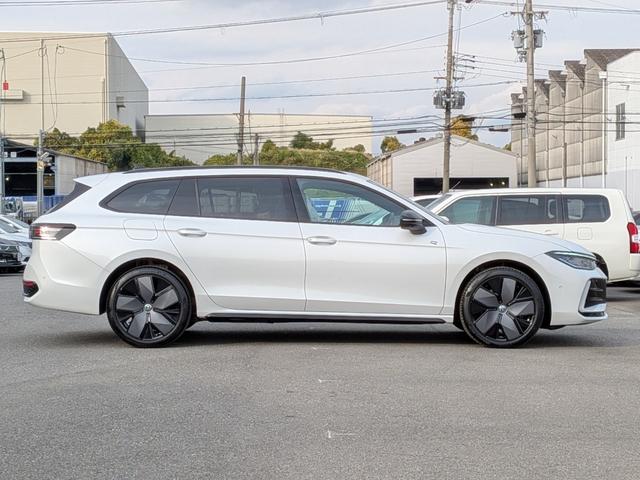 パサート eハイブリッド Rライン レザーシートPKG・DiscoverProMax・ETC2.0・アラウンドビューカメラ・オールインS・パワーシート・シートベンチレーション・ハンズフリーパワーバックドア・スペアキー・禁煙車・保証継承(11枚目)