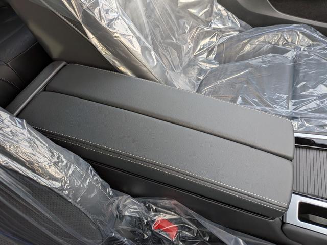 パサート eハイブリッド Rライン レザーシートPKG・DiscoverProMax・ETC2.0・アラウンドビューカメラ・オールインS・パワーシート・シートベンチレーション・ハンズフリーパワーバックドア・スペアキー・禁煙車・保証継承(38枚目)