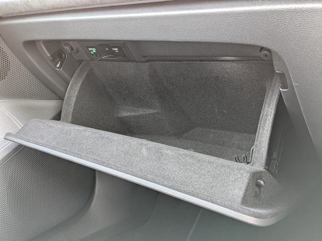 パサート eハイブリッド Rライン レザーシートPKG・DiscoverProMax・ETC2.0・アラウンドビューカメラ・オールインS・パワーシート・シートベンチレーション・ハンズフリーパワーバックドア・スペアキー・禁煙車・保証継承(40枚目)