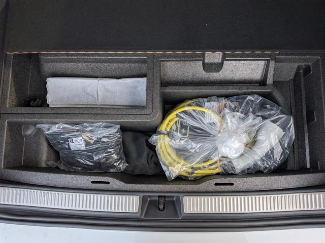 パサート eハイブリッド Rライン レザーシートPKG・DiscoverProMax・ETC2.0・アラウンドビューカメラ・オールインS・パワーシート・シートベンチレーション・ハンズフリーパワーバックドア・スペアキー・禁煙車・保証継承(55枚目)