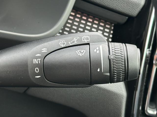 VOLVO XC40 ULTRA B4 AWD DARK EDITION