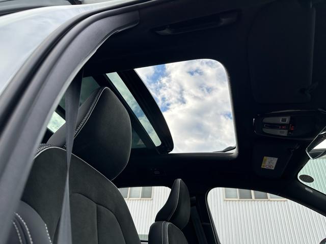 VOLVO XC40 ULTRA B4 AWD DARK EDITION