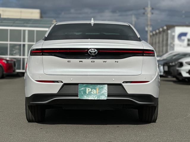 TOYOTA CROWN CROSSOVER RS