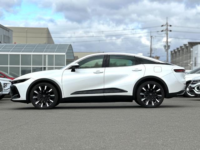 TOYOTA CROWN CROSSOVER RS