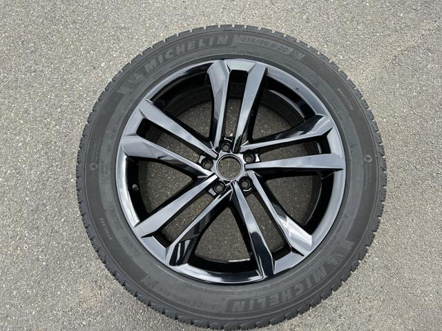 TOYOTA CROWN CROSSOVER RS