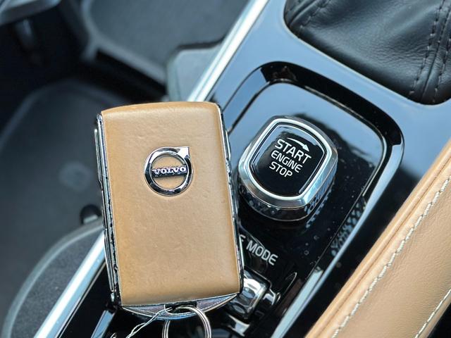 XC90 T6 AWD インスクリプション ナビTV・ETC・360°ビューカメラ・前後ドラレコ・パワーバックドア・シートヒーター&ベンチレーシ・ステアヒーター・茶革シート・後席シートヒーター(39枚目)
