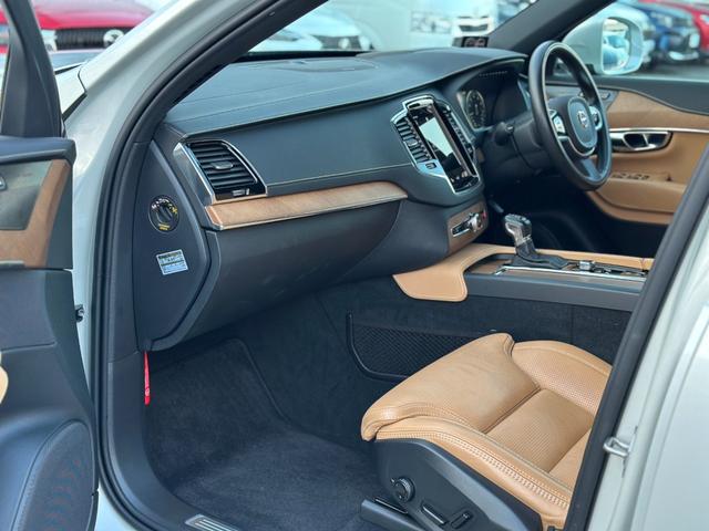 XC90 T6 AWD インスクリプション ナビTV・ETC・360°ビューカメラ・前後ドラレコ・パワーバックドア・シートヒーター&ベンチレーシ・ステアヒーター・茶革シート・後席シートヒーター(49枚目)