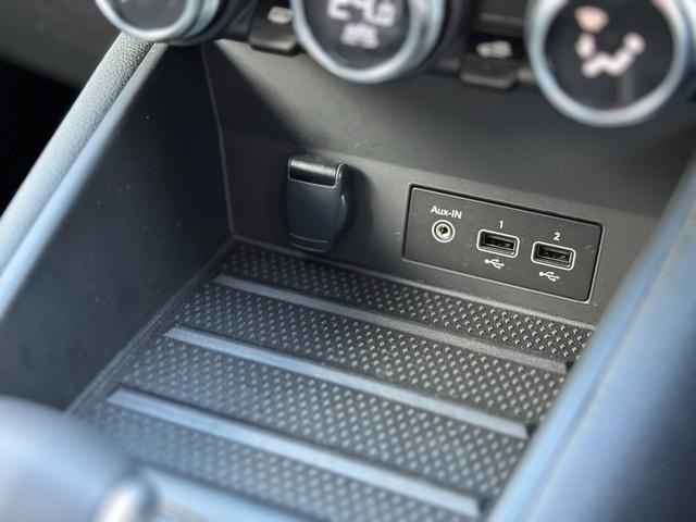 キャプチャー Ｅ－テックフルハイブリッド　前後ドラレコ・全周囲カメラ・シートヒーター・ステアリングヒーター・レーダークルーズコントロール・メーカー保証継承（39枚目）