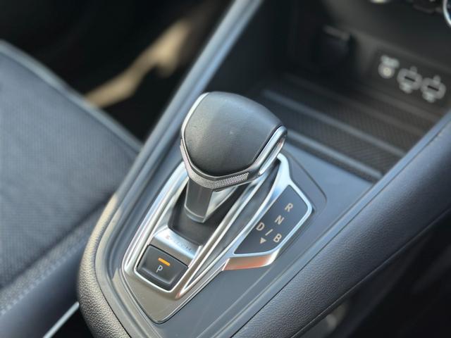 キャプチャー Ｅ－テックフルハイブリッド　前後ドラレコ・全周囲カメラ・シートヒーター・ステアリングヒーター・レーダークルーズコントロール・メーカー保証継承（40枚目）