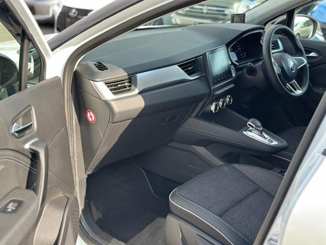 キャプチャー Ｅ－テックフルハイブリッド　前後ドラレコ・全周囲カメラ・シートヒーター・ステアリングヒーター・レーダークルーズコントロール・メーカー保証継承（48枚目）