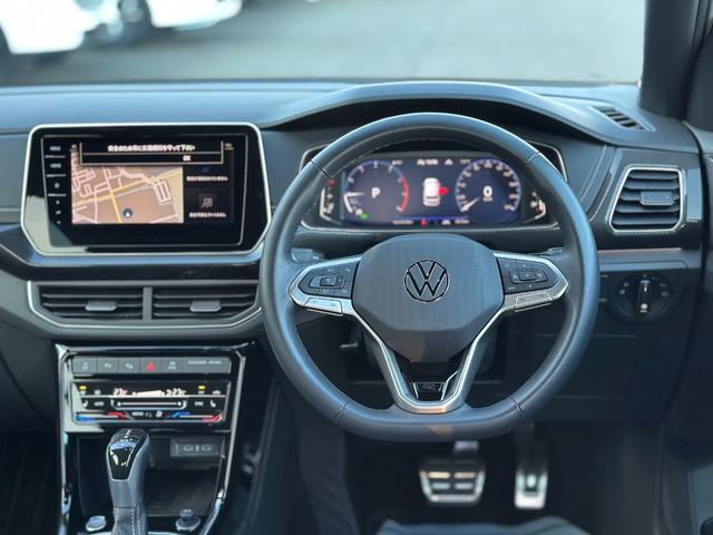 Ｔ－クロス ＴＳＩ　Ｒライン　ＤｉｓｃｏｖｅｒＰｒｏパッケージ・セーフティパッケージ・ナビ・ＥＴＣ２．０・バックカメラ・シートヒーター・ワイヤレスチャージング・オールインセーフティ・アダプティブクルーズコントロール・メーカー保証（22枚目）