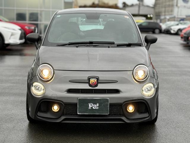 アバルト６９５ コンペティツィオーネ　前後ドラレコ・ｂｅａｔｓサウンド・ＥＴＣ・ハーフレザーシート・純正フロアマット・メーカー保証継承（6枚目）