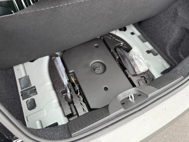 アバルト６９５ コンペティツィオーネ　前後ドラレコ・ｂｅａｔｓサウンド・ＥＴＣ・ハーフレザーシート・純正フロアマット・メーカー保証継承（19枚目）