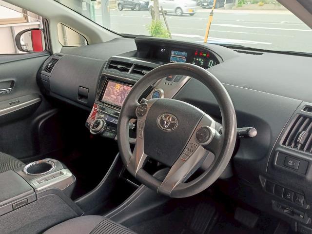 プリウスアルファ Ｓ　Ｌセレクション　■バックカメラ■ＥＴＣ■５人乗り■ナビ・テレビ■社外１６ＡＷ■（9枚目）