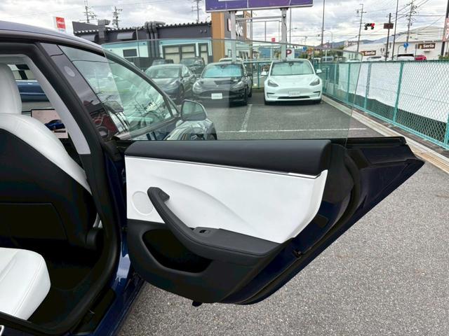 モデル３ ロングレンジ　ＡＷＤ（17枚目）