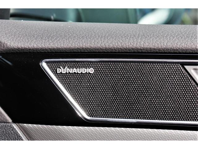 TSI 4モーション Rラインアドバンス サンルーフ 20インチアルミ ADAS 先進運転支援システム DYNAUDIOサウンドシステム アダプティブクルーズコントロール 黒革シート シートヒーター(11枚目)