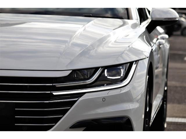 TSI 4モーション Rラインアドバンス サンルーフ 20インチアルミ ADAS 先進運転支援システム DYNAUDIOサウンドシステム アダプティブクルーズコントロール 黒革シート シートヒーター(27枚目)