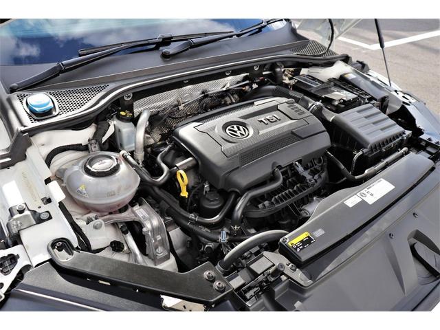 TSI 4モーション Rラインアドバンス サンルーフ 20インチアルミ ADAS 先進運転支援システム DYNAUDIOサウンドシステム アダプティブクルーズコントロール 黒革シート シートヒーター(28枚目)
