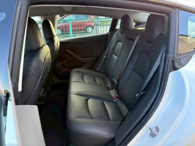 モデル3 ロングレンジ AWD 黒内装 デジタルミラー ドラレコ ETC(27枚目)