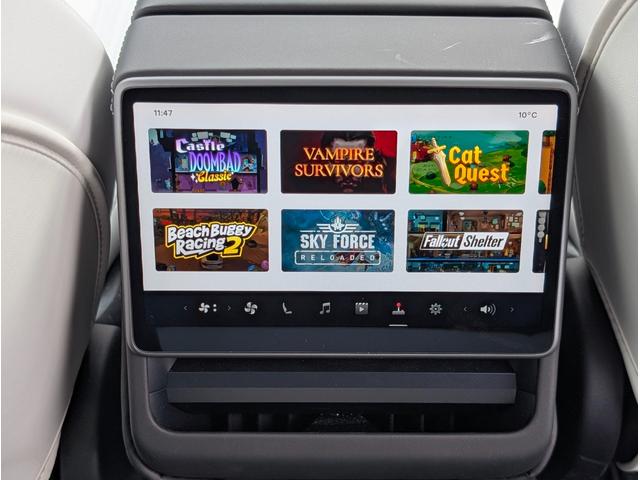 �e�X���͒ʐM����ԗ��ł��B���̂��߂��낢��ȕ֗��@�\���g�p�ł��܂�