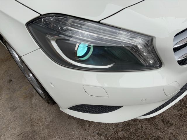 Ａクラス Ａ１８０　純正ナビ　フルセグＴＶ　バックカメラ　ＥＴＣ　ハーフレザーシート　キーレス　ドライブレコーダー　ＨＩＤヘッドライト（4枚目）