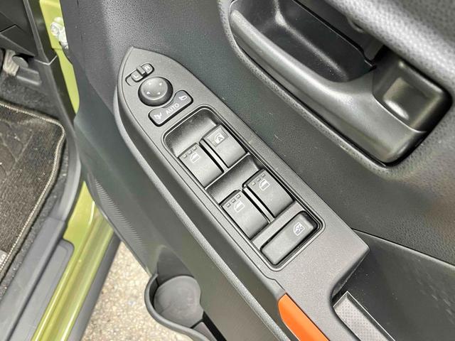 タント ファンクロスターボ　ドライブレコーダー　ＥＴＣ　全周囲カメラ　両側電動スライドドア　ＴＶ　クリアランスソナー　衝突被害軽減システム　オートライト　ＬＥＤヘッドランプ　ヘッドライトウォッシャー　スマートキー　電動格納ミラー（11枚目）