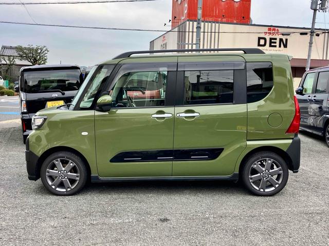 タント ファンクロスターボ　ドライブレコーダー　ＥＴＣ　全周囲カメラ　両側電動スライドドア　ＴＶ　クリアランスソナー　衝突被害軽減システム　オートライト　ＬＥＤヘッドランプ　ヘッドライトウォッシャー　スマートキー　電動格納ミラー（17枚目）