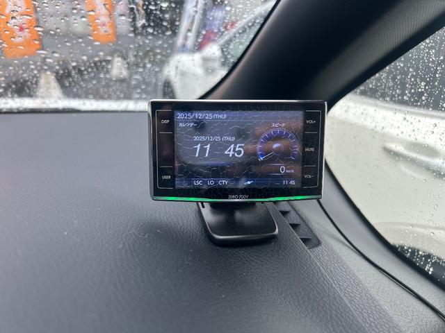 ノア Si 両側パワースライドドア(4枚目)