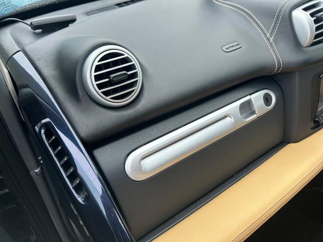 スマートクーペ ＢＲＡＢＵＳエクミトブル　純正ブラバス　艶消し　ベンツスマート　ブラバスエクスクルーシブ　サハラベージュレザーシート　カロッツェリアナビ　グラストップ　シートヒータ　ビルシュタイン足回り　外装マッドブラックラッピング　ＥＴＣ（3枚目）