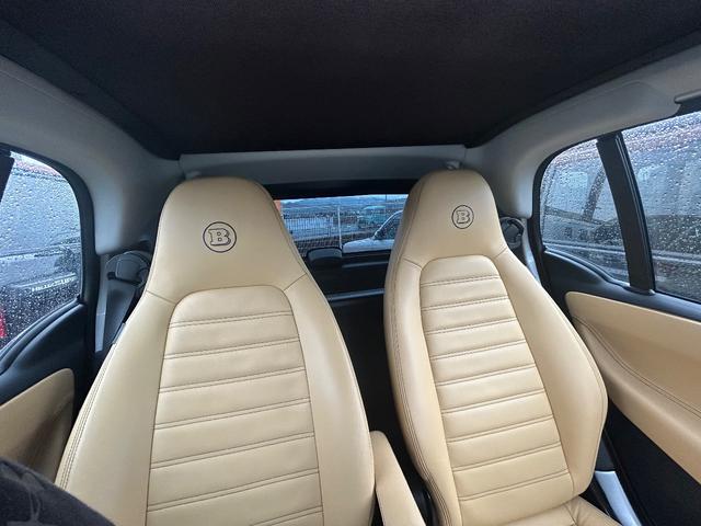 スマートクーペ ＢＲＡＢＵＳエクミトブル　純正ブラバス　艶消し　ベンツスマート　ブラバスエクスクルーシブ　サハラベージュレザーシート　カロッツェリアナビ　グラストップ　シートヒータ　ビルシュタイン足回り　外装マッドブラックラッピング　ＥＴＣ（19枚目）