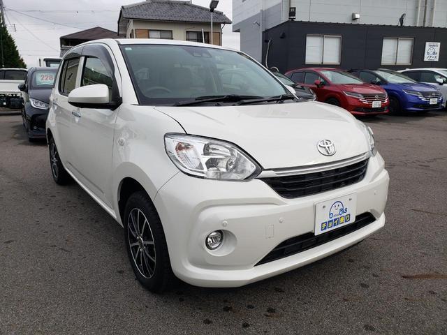 パッソ Ｘ　Ｌパッケージ　純正ナビ　ワンセグテレビ　パノラミックビューモニター　前後ドライブレコーダー　スマートアシスト　フロアマット　ドアバイザー　社外アルミホイール　コーナーセンサー　横滑り防止　オートエアコン（4枚目）