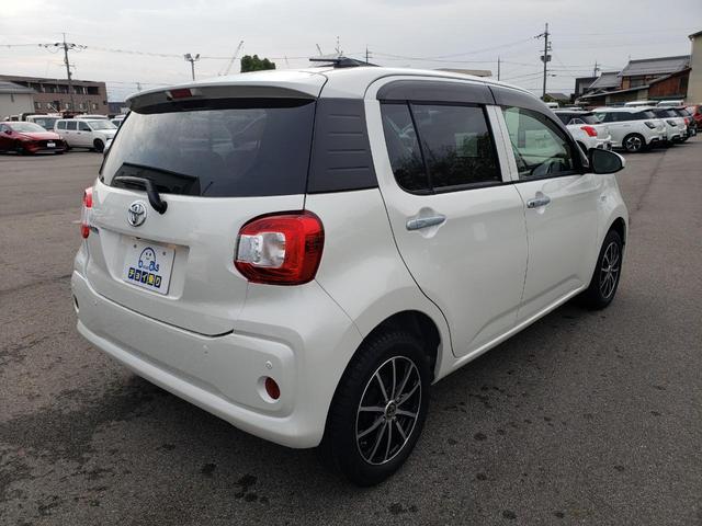 パッソ Ｘ　Ｌパッケージ　純正ナビ　ワンセグテレビ　パノラミックビューモニター　前後ドライブレコーダー　スマートアシスト　フロアマット　ドアバイザー　社外アルミホイール　コーナーセンサー　横滑り防止　オートエアコン（7枚目）