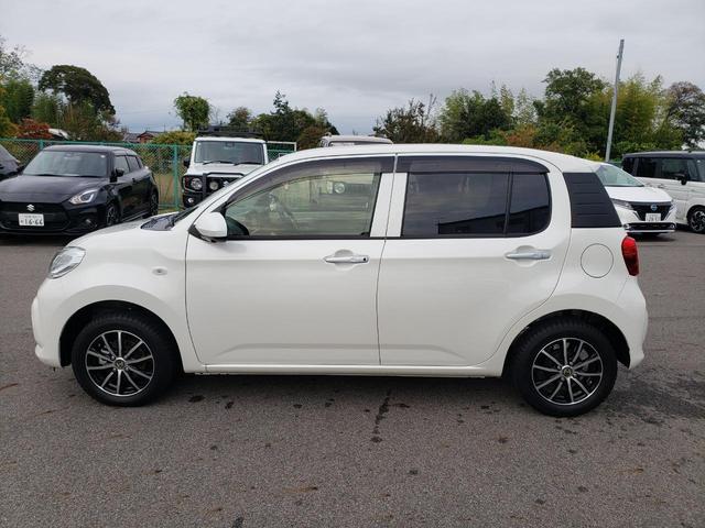 パッソ Ｘ　Ｌパッケージ　純正ナビ　ワンセグテレビ　パノラミックビューモニター　前後ドライブレコーダー　スマートアシスト　フロアマット　ドアバイザー　社外アルミホイール　コーナーセンサー　横滑り防止　オートエアコン（12枚目）