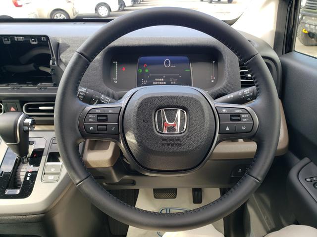 フリード ｅ：ＨＥＶエアー　ＥＸ　登録済未使用車　７人　両側パワースライドドア　純正バックカメラ　シートヒーター　純正１５インチアルミ　ＬＥＤヘッドライト　リアクーラー　純正フロアマット　ドアバイザー　保証書　取説　スペアキー（20枚目）