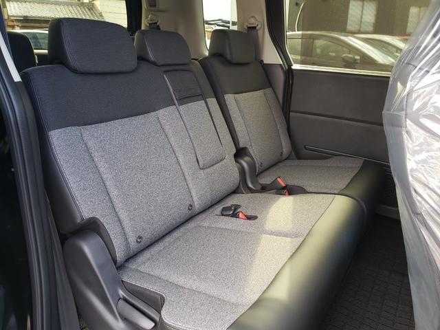 フリード ｅ：ＨＥＶエアー　ＥＸ　登録済未使用車　７人　両側パワースライドドア　純正バックカメラ　シートヒーター　純正１５インチアルミ　ＬＥＤヘッドライト　リアクーラー　純正フロアマット　ドアバイザー　保証書　取説　スペアキー（28枚目）