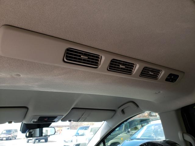 フリード ｅ：ＨＥＶエアー　ＥＸ　登録済未使用車　７人　両側パワースライドドア　純正バックカメラ　シートヒーター　純正１５インチアルミ　ＬＥＤヘッドライト　リアクーラー　純正フロアマット　ドアバイザー　保証書　取説　スペアキー（35枚目）