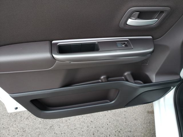 登録済未使用車 衝突軽減ブレーキ ナビスペ アダプティブクルコン 両側電動スライド ETC オートエアコン 前後誤発進抑制機能 車線逸脱抑制機能 先行車発進通知(36枚目)