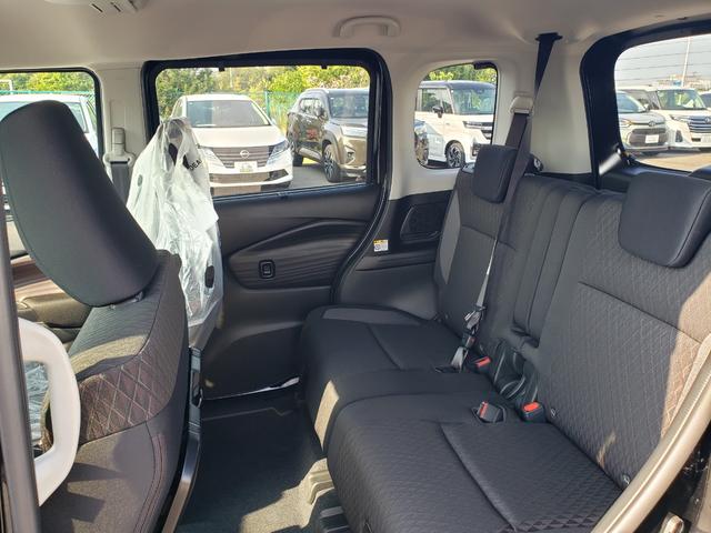 ソリオバンディット ハイブリッドMV 登録済未使用車 セーフティサポート 純正9インチディスプレイ 全方位モニター LEDヘッドライト LEDフォグ 両側パワースライドドア 純正15インチアルミホイール クリアランスソナー 電動格納ミラー(17枚目)