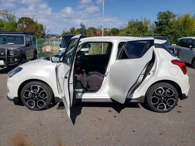 スイフトスポーツ ベースグレード デュアルセンサーブレーキサポート ブラインドスポットモニター アダプティブクルーズコントロール シートヒーター 保証書 スマートキー トノカバー フロアマット LEDヘッドライト スペアキー(35枚目)