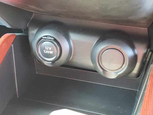 スイフトスポーツ ベースグレード デュアルセンサーブレーキサポート ブラインドスポットモニター アダプティブクルーズコントロール シートヒーター 保証書 スマートキー トノカバー フロアマット LEDヘッドライト スペアキー(38枚目)