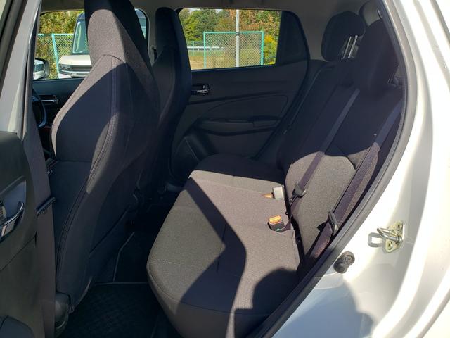 スイフトスポーツ ベースグレード デュアルセンサーブレーキサポート ブラインドスポットモニター アダプティブクルーズコントロール シートヒーター 保証書 スマートキー トノカバー フロアマット LEDヘッドライト スペアキー(45枚目)