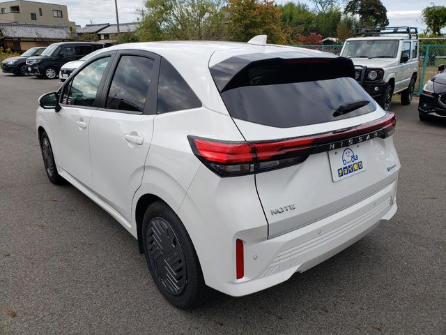 ノート X プロパイロット アラウンドビューモニター 9インチメーカーナビ インテリジェントルームミラー ETC2.0 置くだけ充電 クリアランスソナー フルオートエアコン(10枚目)