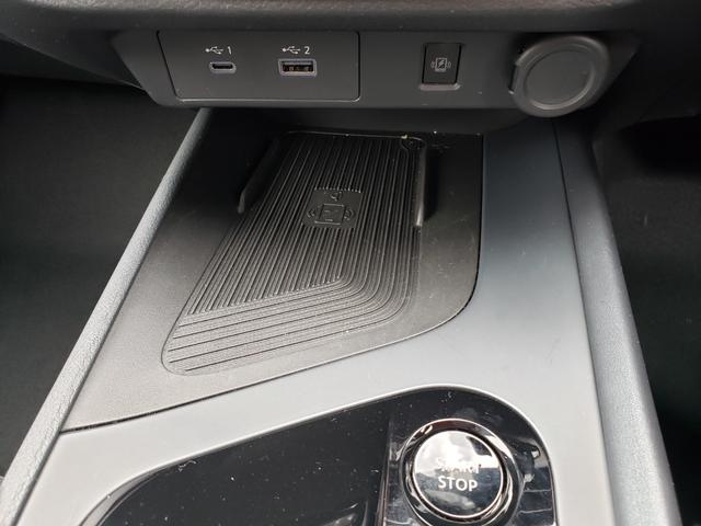 ノート X プロパイロット アラウンドビューモニター 9インチメーカーナビ インテリジェントルームミラー ETC2.0 置くだけ充電 クリアランスソナー フルオートエアコン(31枚目)