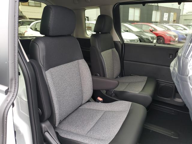 フリード ｅ：ＨＥＶエアー　ＥＸ　登録済未使用車　純正フルセグナビ　バックカメラ　アダプティブクルーズコントロール　後席エアコン　ＬＥＤヘッドライト　クリアランスソナー　シートヒーター　電動パーキング　純正アルミホイール（31枚目）