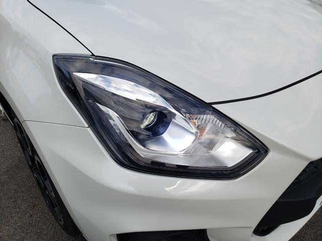 スイフトスポーツ ベースグレード 登録済未使用車 LEDヘッドライト LEDフォグ 電動格納ミラ― プッシュスタート MTモード セーフティーセンス シートヒーター オートエアコン オートライト 純正17インチアルミホイール キーレス(12枚目)