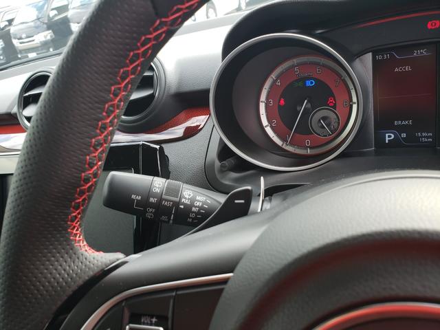 スイフトスポーツ ベースグレード 登録済未使用車 LEDヘッドライト LEDフォグ 電動格納ミラ― プッシュスタート MTモード セーフティーセンス シートヒーター オートエアコン オートライト 純正17インチアルミホイール キーレス(24枚目)