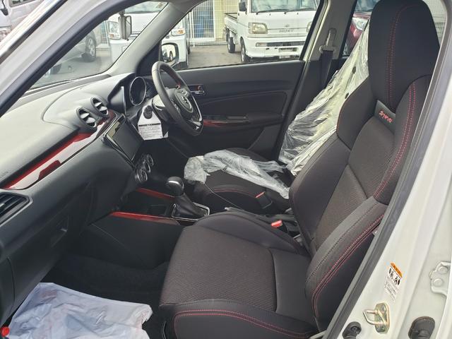 スイフトスポーツ ベースグレード 登録済未使用車 LEDヘッドライト LEDフォグ 電動格納ミラ― プッシュスタート MTモード セーフティーセンス シートヒーター オートエアコン オートライト 純正17インチアルミホイール キーレス(31枚目)