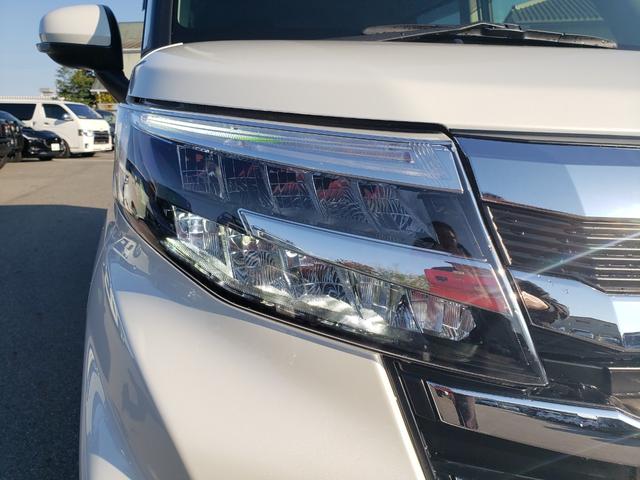 ルーミー カスタムＧ－Ｔ　純正９インチナビ　フルセグテレビ　バックカメラ　コンフォートパッケージ　ＬＥＤヘッドライト　両側パワースライドドア　純正アルミホイール　アダプティブクルーズコントロール　サンシェード　スマートキー（11枚目）