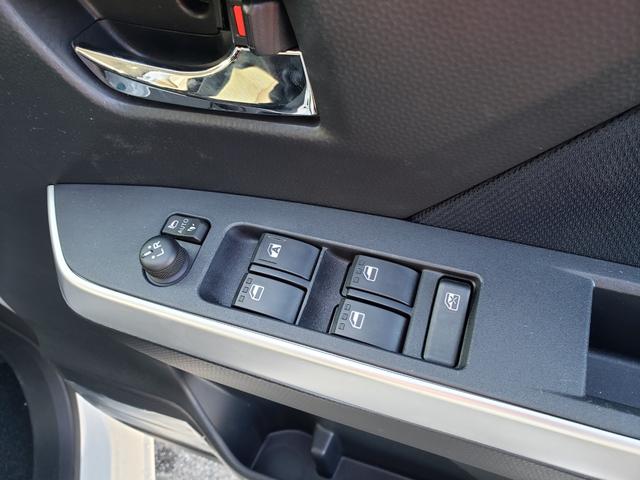 ルーミー カスタムＧ－Ｔ　純正９インチナビ　フルセグテレビ　バックカメラ　コンフォートパッケージ　ＬＥＤヘッドライト　両側パワースライドドア　純正アルミホイール　アダプティブクルーズコントロール　サンシェード　スマートキー（16枚目）