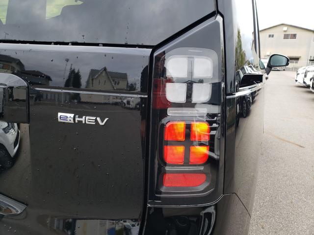 フリード e:HEVエアー EX 登録済未使用車 ホンダ9インチコネクトナビ バックカメラ ホンダセンシング 純正15インチアルミホイール ブラインドスポットモニター シートヒーター サーキュレーター 3列シート オートエアコン(12枚目)